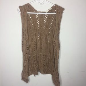 Daytrip Medium Tan Knit Vest